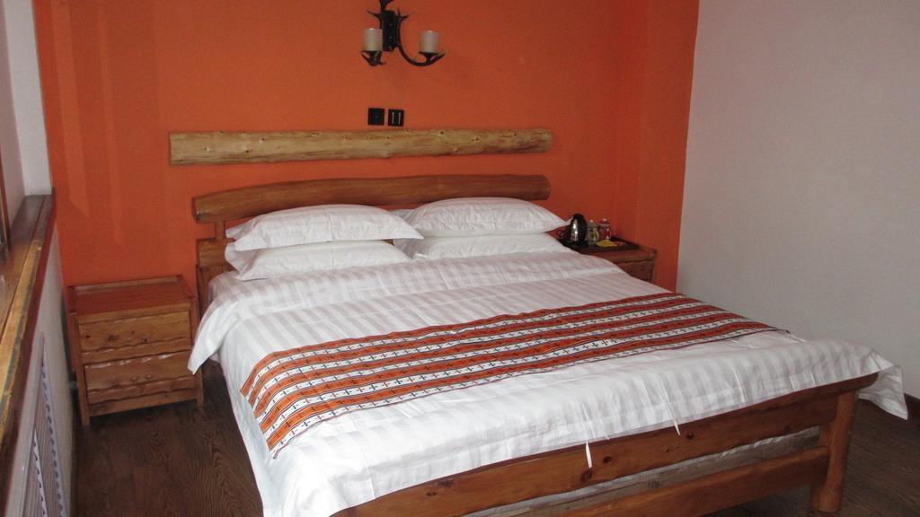 Nirvana Hotel, Restaurant & Bar Xiahe Chambre photo